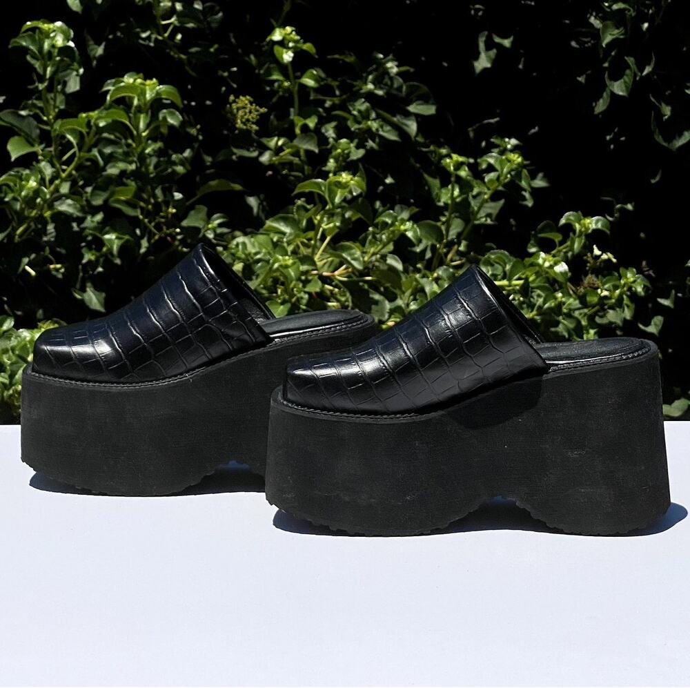 Black Chunky Gothic Boho Croc Faux Leather Top Lug Sole Whimsigoth Summer Sandal